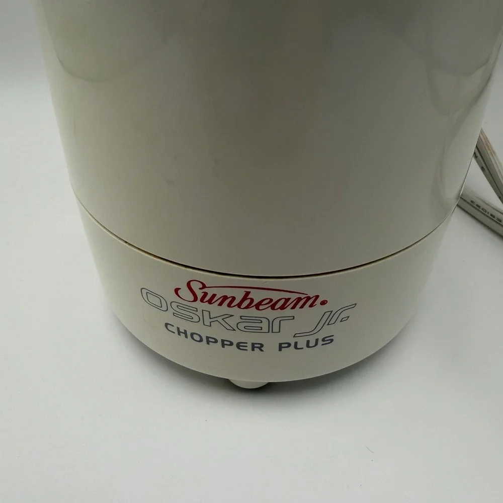 Sunbeam Oskar Jr Chopper Plus White Mini Food Processor‎ 4816-9 Tested Vintage